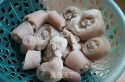 Make The pork tail step 1