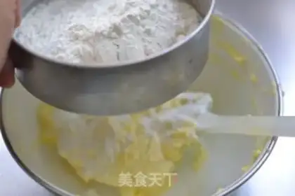 Make raisin soufflés step 4