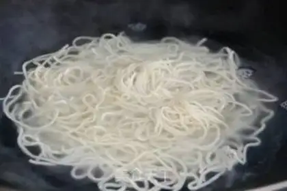 Make Bean bean noodle step 2