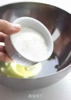 Make Coco chocolate mousse step 1