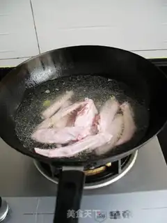 Make The licorice halogen wings step 3
