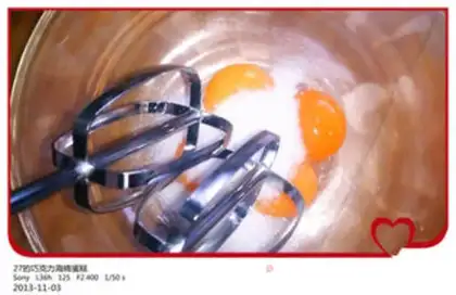 Make Chocolate for an egg sponge cake step 4