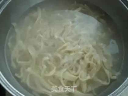 Make Spaghetti noodles step 5