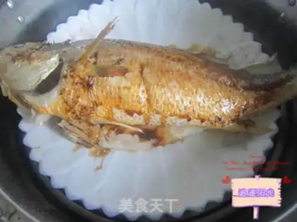 Make Garlic yellowfish step 4