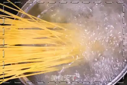 Make Sand and steak pasta step 6