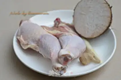 Make Potato steamed chicken legs step 0