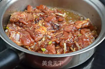 Make Potato steamed chicken legs step 4