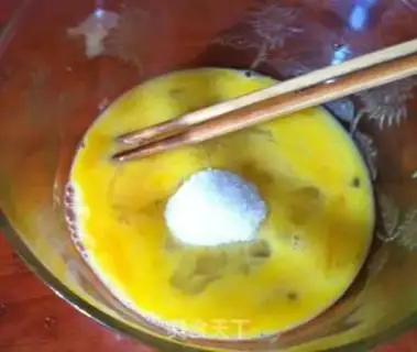 Make Coconut eggs step 1