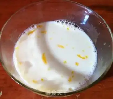 Make Coconut eggs step 2