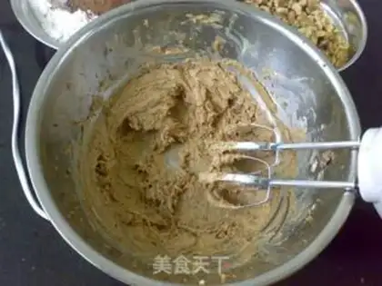 Make walnut chocolate plate step 2