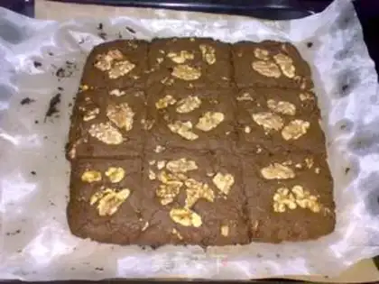 Make walnut chocolate plate step 13