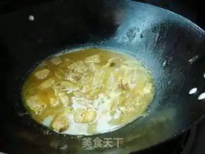 Make Quick apple curry step 4
