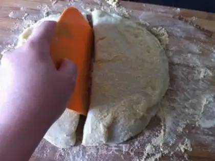 Make Donkey rolls step 21