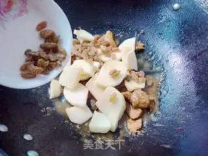 Make Quick apple curry step 7