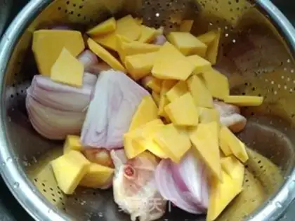 Make Chicken-legged pumpkin onion quinoa step 2