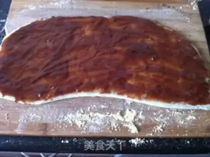 Make Donkey rolls step 24
