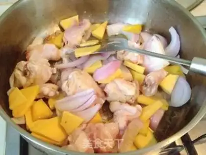 Make Chicken-legged pumpkin onion quinoa step 4