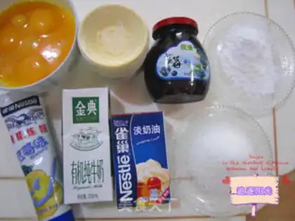 Make Blueberry balls step 0