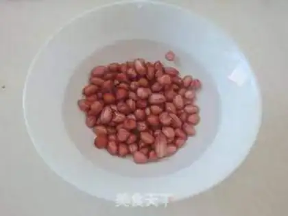 Make Weenie, peanut rice step 1