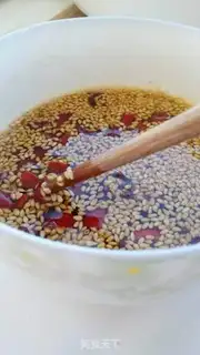 Make Pepper oil step 6