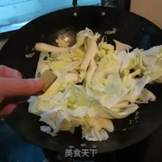 Make Curry cabbage step 2