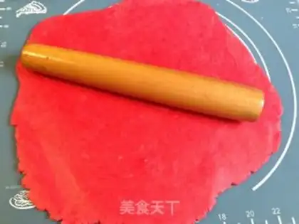 Make Rose cookies step 6