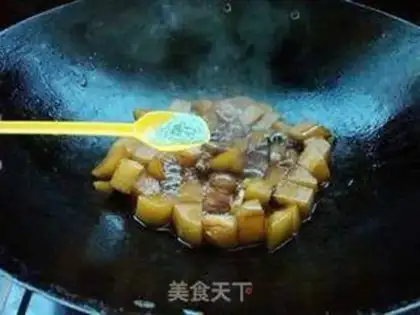 Make Red burning Buddha