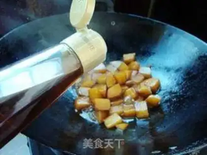 Make Red burning Buddha