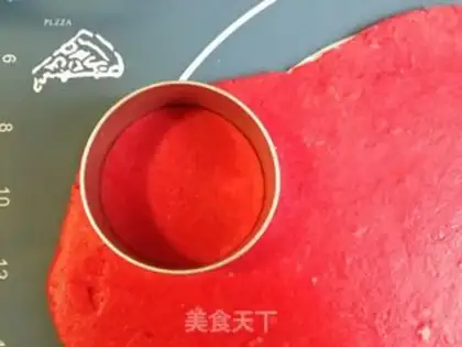 Make Rose cookies step 7