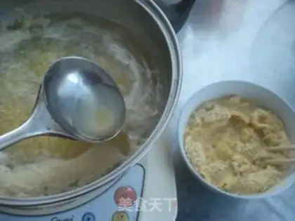 Make Pumping corn noodles step 2