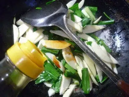 Make Garlic