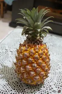 Make Pineapple rice step 0