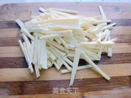 Make The chickens are so white step 0