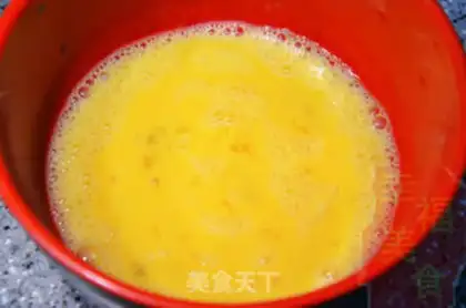Make Crab steamed eggs step 1