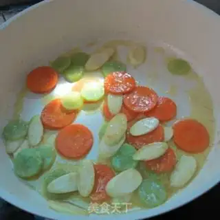 Make Three pieces of curry step 7
