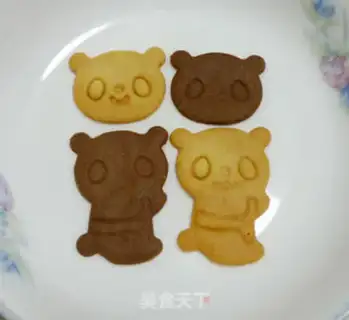 Make Two-coloured panda cookies step 10
