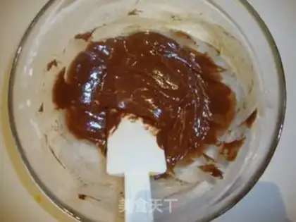 Make Chocolate Madeleine step 5
