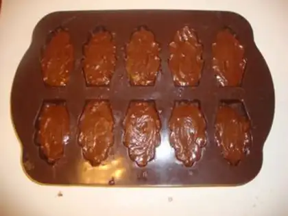 Make Chocolate Madeleine step 6