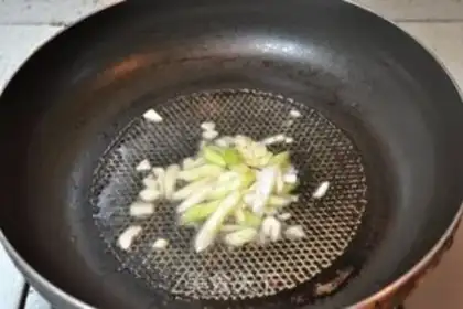 Make Sour spicy potatoes step 6