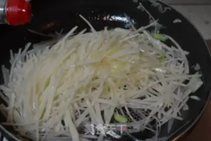 Make Sour spicy potatoes step 8