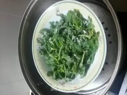 Make Celery leaves step 1