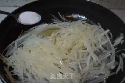 Make Sour spicy potatoes step 10