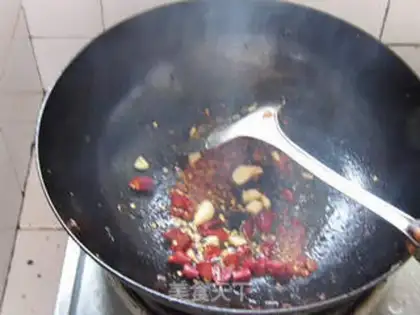 Make Spicy shrimp from a dry pot step 6