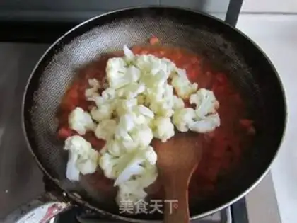 Make Tomato blossoms step 5