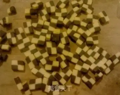 Make Coco checkers step 8
