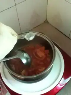 Make Tomato egg soup step 2