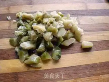 Make Squeeze the peanuts step 1