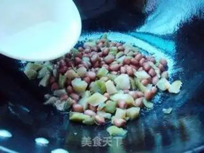 Make Squeeze the peanuts step 4