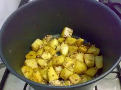 Make Soy sauce and potatoes step 6