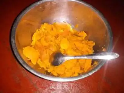 Make Pumpkin buns step 1